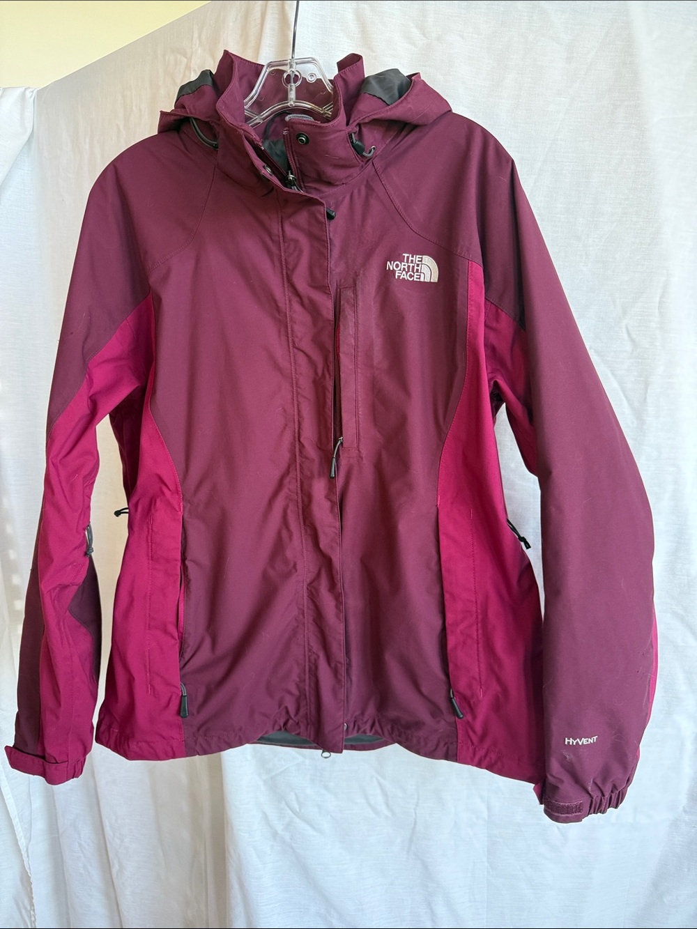 The North Face Women's Burgundy and Magenta Ski Jacket